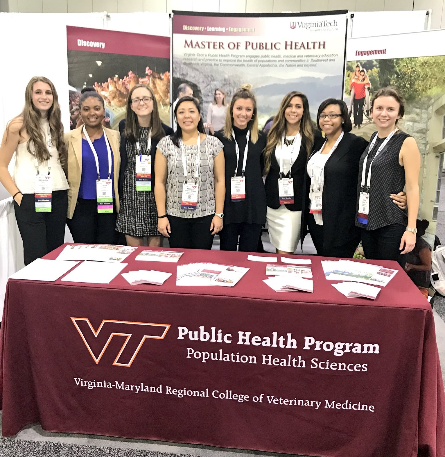 A picture of MPH students at the APHA annual meeting and expo